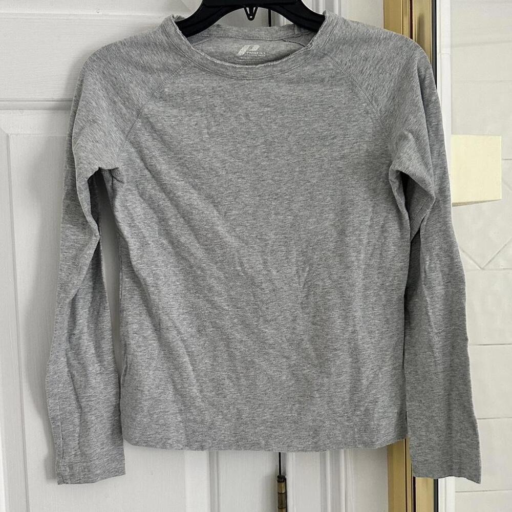 Nike Women's Grey Shirt